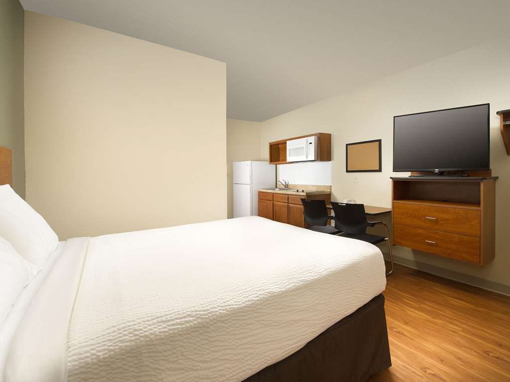 Woodspring Suites Ankeny Des Moines Rum bild